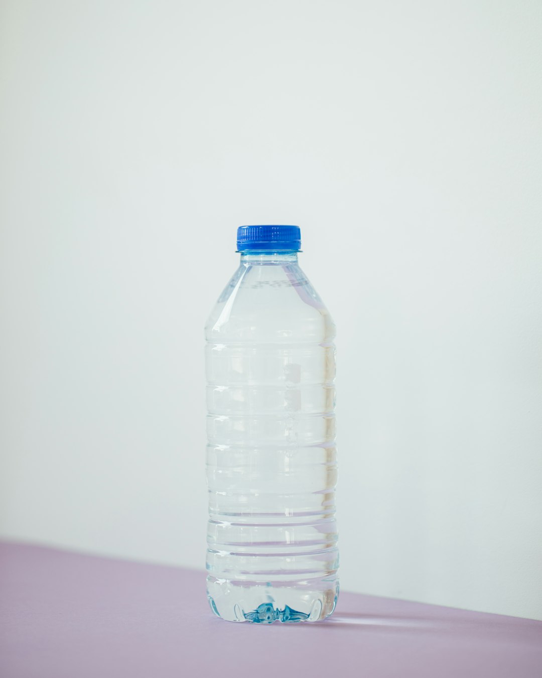 Mastering the First Impression: Your intriguing post title goes here clear-plastic-bottle-on-white-table-edbr3b2jaua